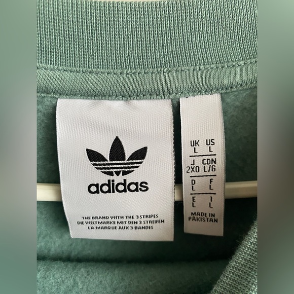 Adidas Originals Crew Neck size large - Picture 3 of 3